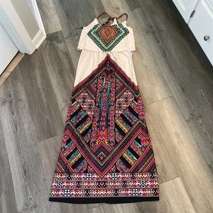 Charlotte Russe Maxi sun dress Medium